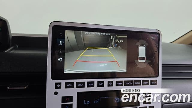 Hyundai Staria 2025 — Фото 16/20