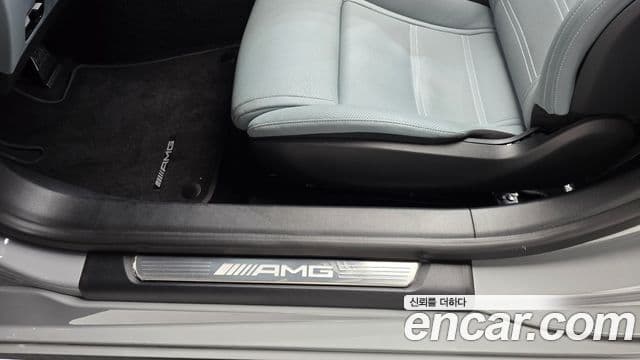 Mercedes-Benz SL-Class 2023 — Photo 22/40