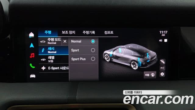 Porsche Taycan 2024 — ფოტო 15/31