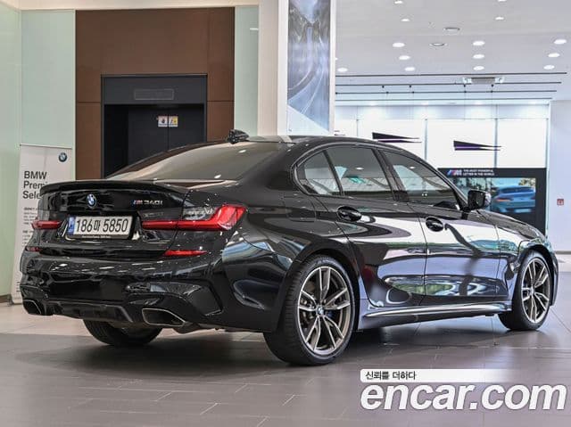 BMW 3 Series 2022 — ფოტო 3/19