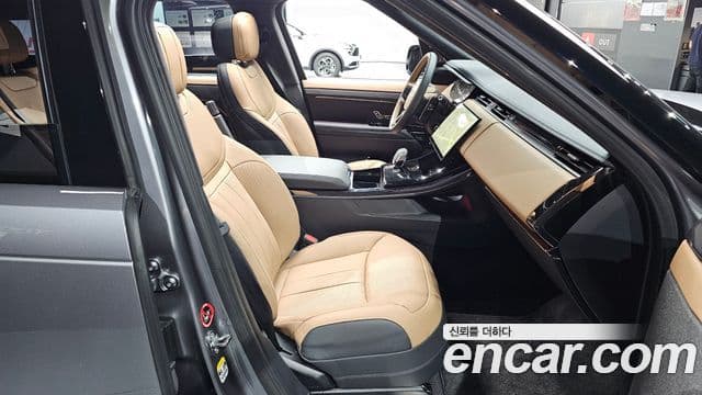 Land Rover Range Rover Sport 2025 — Photo 7/35