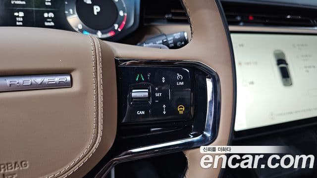 Land Rover Range Rover Sport 2025 — Photo 27/35