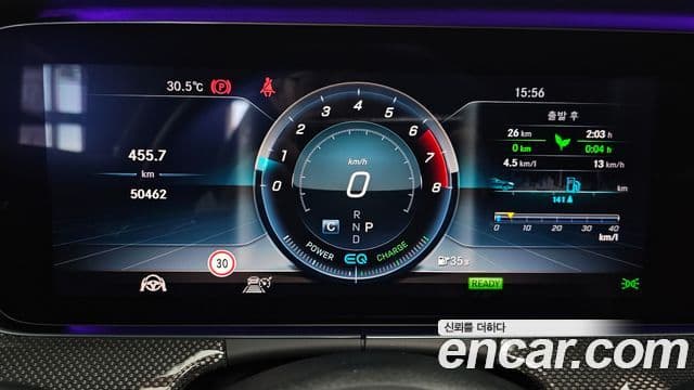 Mercedes-Benz E-Class 2019 — ფოტო 8/20