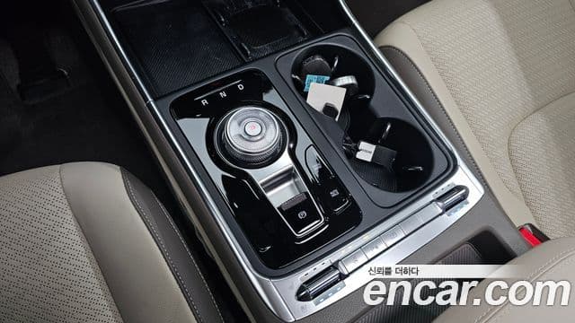 Kia Carnival 2024 — ფოტო 9/20