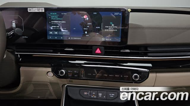 Kia Carnival 2024 — ფოტო 14/20