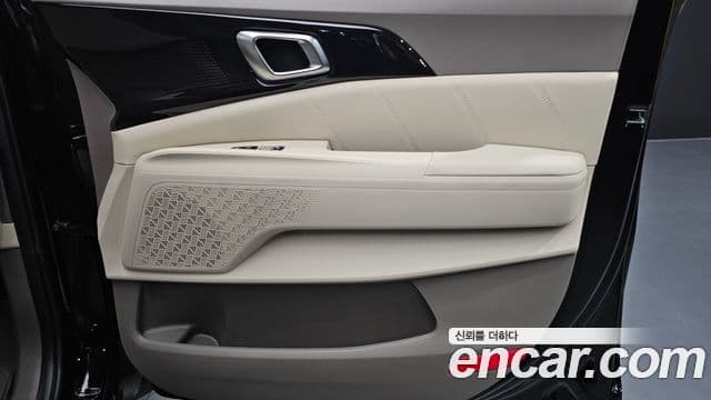 Kia Carnival 2024 — ფოტო 7/35
