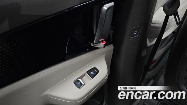Kia Carnival 2024 — ფოტო 4/35