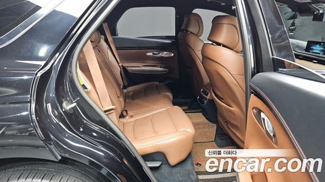 Genesis GV70 2021 — ფოტო 11/20