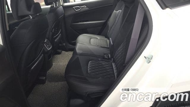 Kia Sportage 2023 — Фото 12/20