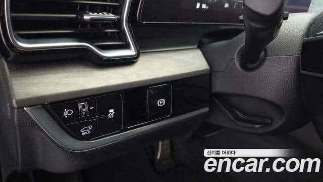 Kia Sportage 2023 — Photo 14/35