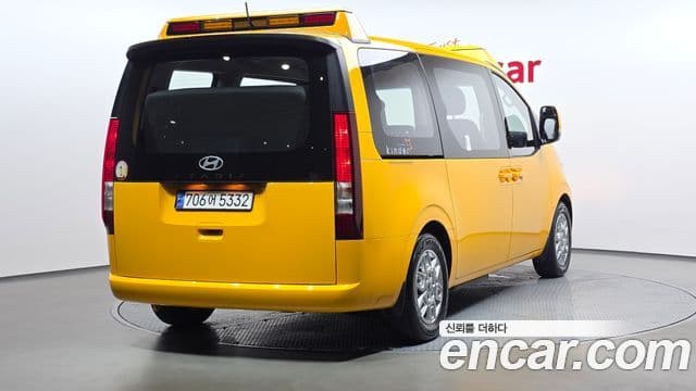Hyundai Staria 2024 — Şəkil 2/20