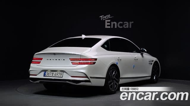 Genesis Electrified G80 2026 — Şəkil 2/20