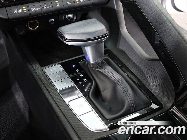 Hyundai Avante 2021 — ფოტო 10/20