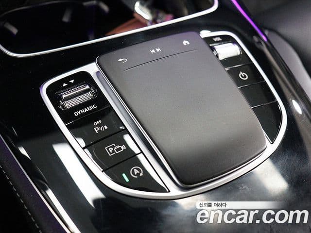 Mercedes-Benz E-Class 2023 — Şəkil 19/20