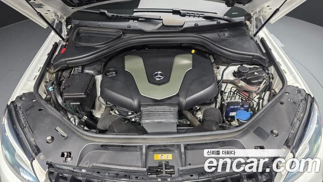Mercedes-Benz GLE-Class 2018 — Şəkil 6/20