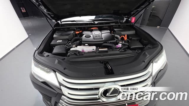 Lexus LX 2026 — ფოტო 6/20