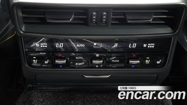 Lexus LX 2026 — ფოტო 19/20