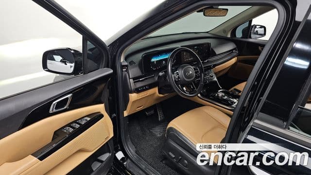 Kia Carnival 2021 — ფოტო 9/20