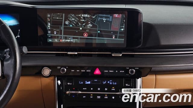 Kia Carnival 2021 — ფოტო 15/20