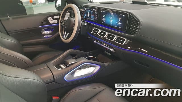 Mercedes-Benz GLE-Class 2023 — ფოტო 9/17