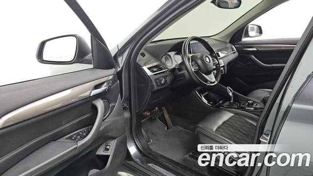 BMW X1 2021 — ფოტო 10/20