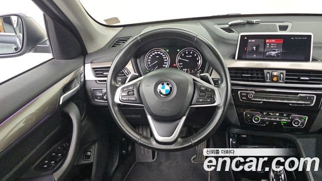 BMW X1 2021 — ფოტო 13/20