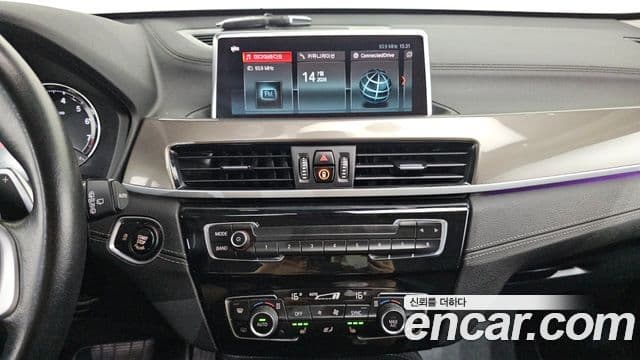 BMW X1 2021 — ფოტო 14/20