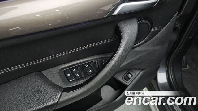 BMW X1 2021 — ფოტო 18/20