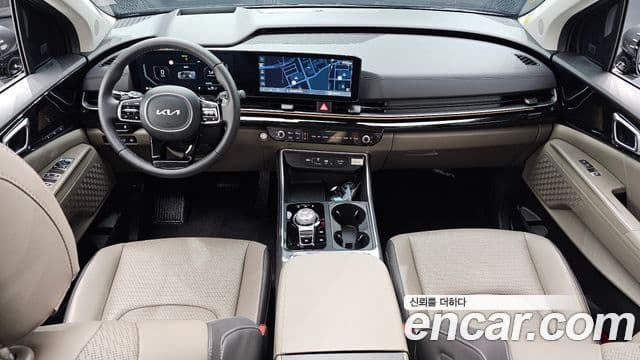 Kia Carnival 2024 — Şəkil 7/20