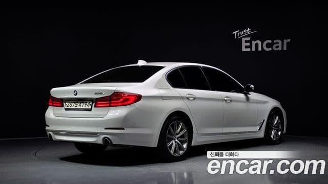BMW 5 Series 2020 — Şəkil 2/20