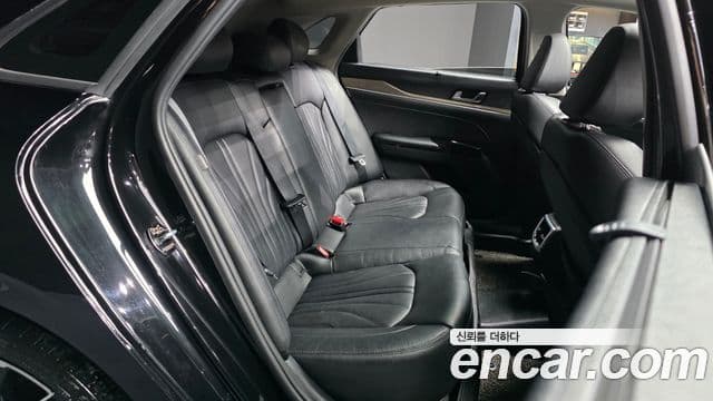 Kia K5 2020 — ფოტო 12/20