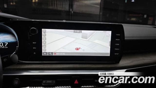 Kia K5 2020 — ფოტო 14/20