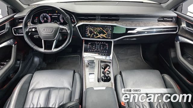Audi A7 2020 — ფოტო 7/20