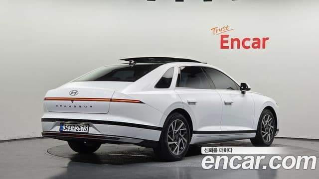 Hyundai Grandeur 2023 — Şəkil 2/20