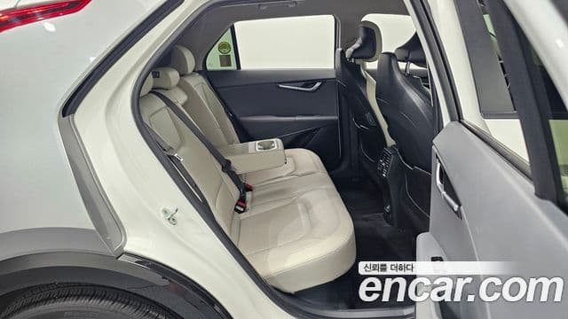 Kia Niro 2022 — Фото 12/20