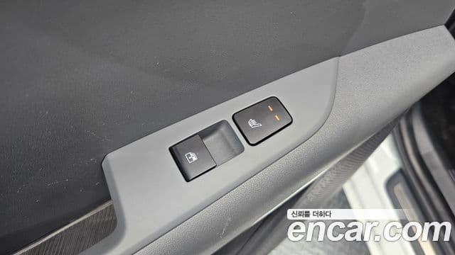 Kia Niro 2022 — Фото 19/20