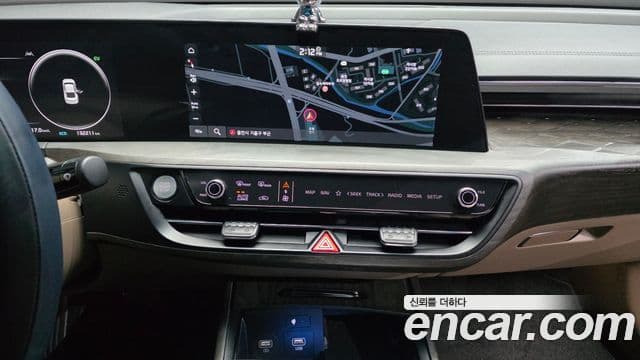 Kia K8 2021 — Şəkil 16/20