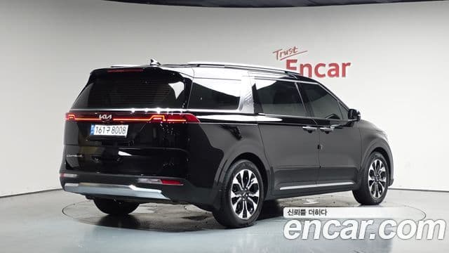 Kia Carnival 2020 — Фото 2/20