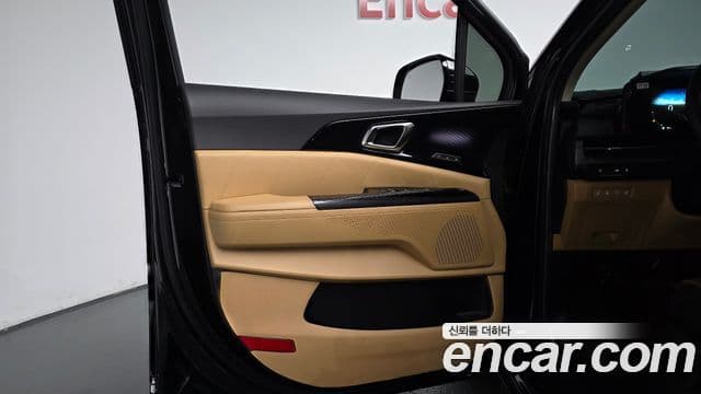 Kia Carnival 2020 — Şəkil 15/36