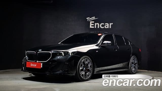 BMW 5 Series 2025 — Şəkil 1/20
