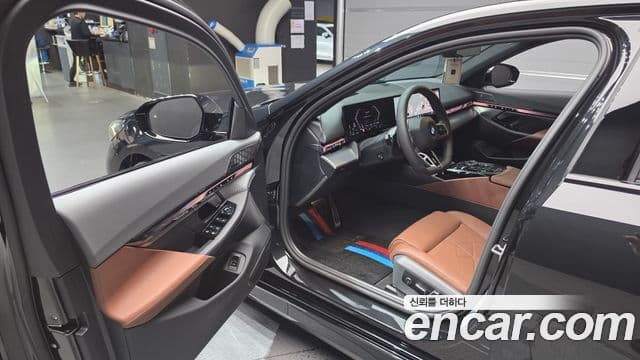 BMW 5 Series 2025 — Şəkil 10/20