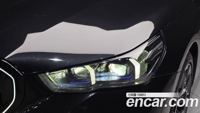 BMW 5 Series 2025 — Photo 2/31