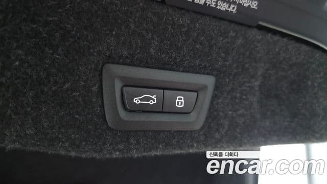 BMW 5 Series 2025 — Photo 21/31