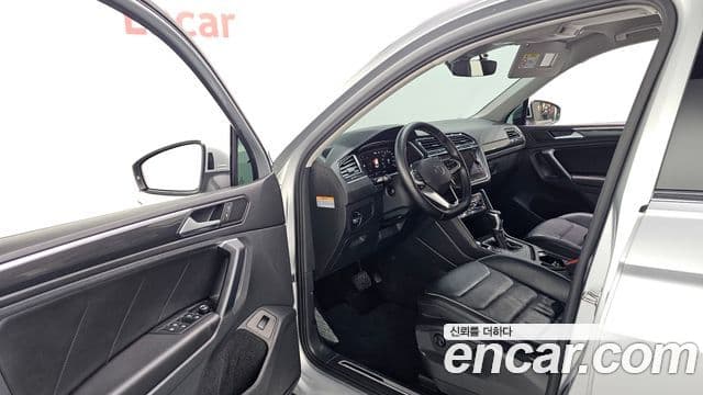 Volkswagen Tiguan 2022 — Şəkil 10/20