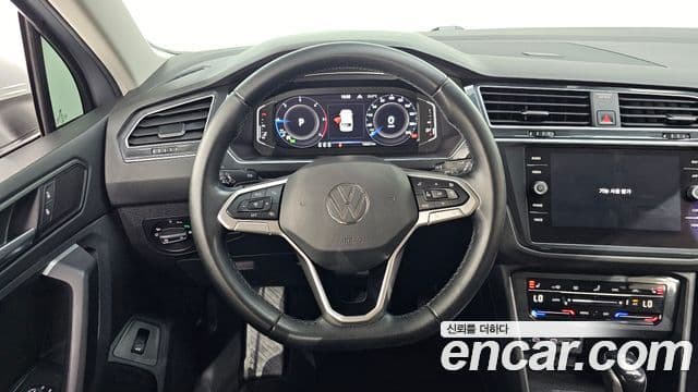 Volkswagen Tiguan 2022 — Şəkil 12/20