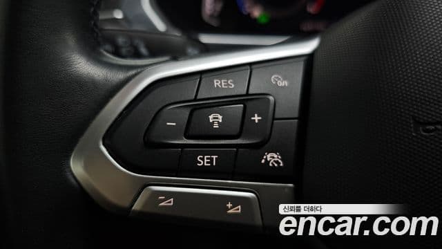 Volkswagen Tiguan 2022 — Şəkil 13/20