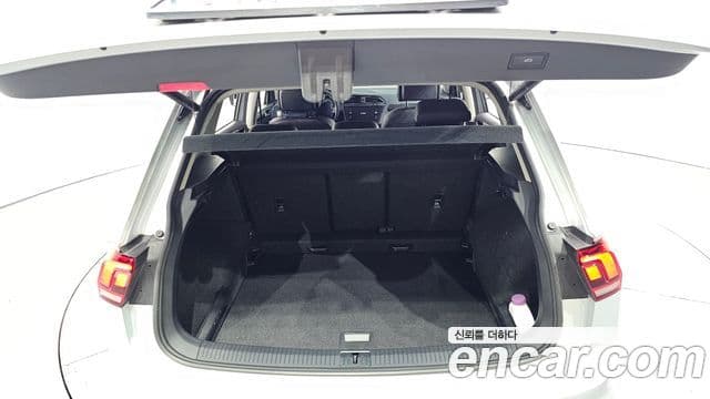 Volkswagen Tiguan 2022 — Şəkil 20/20