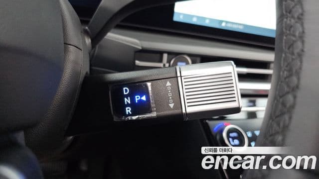 Hyundai Santa Fe 2025 — ფოტო 9/20