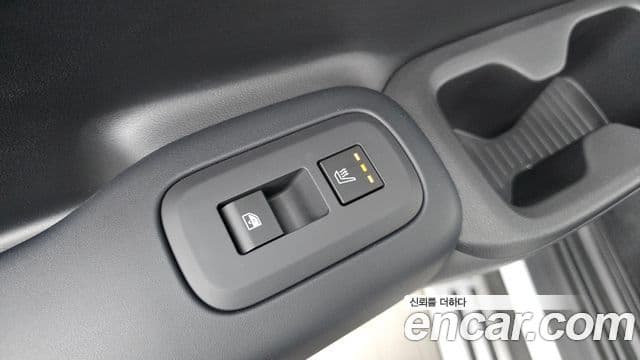 Hyundai Santa Fe 2025 — ფოტო 19/20