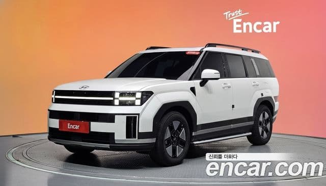 Hyundai Santa Fe 2025 — ფოტო 1/20